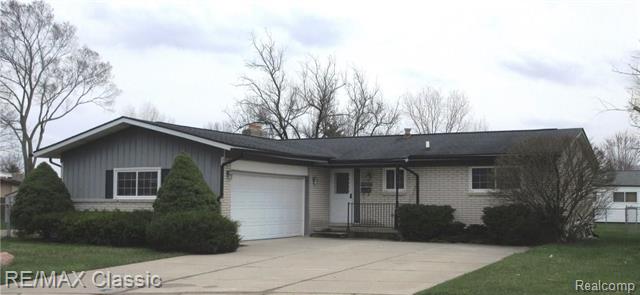 front view picture of 44285 Suffolk Ct, Canton, MI. 48187