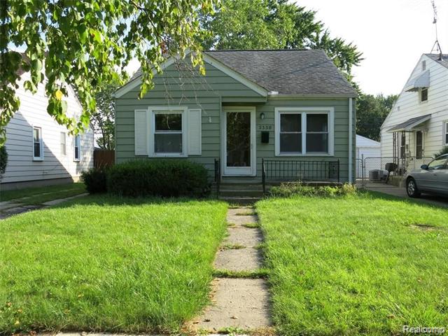 front view picture of 2330 Rowland Ave, Royal Oak, MI. 48067