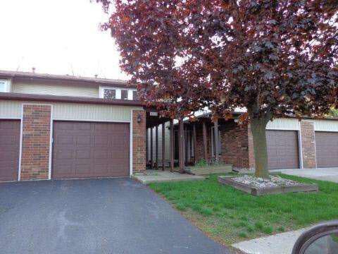 front view picture of 513 Oakbrook Circle, Flushing, MI. 48433