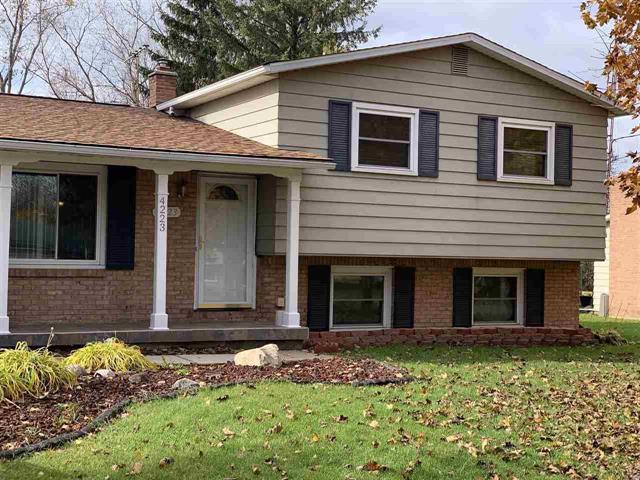 front view picture of 4223 Marianne, Flushing, MI. 48433