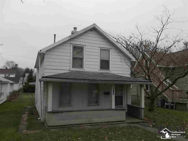 front view picture of 618 Harrison St, Monroe, MI. 48161