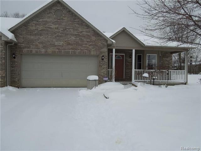 front view picture of 6286 Prince Court, Flushing, MI. 48433