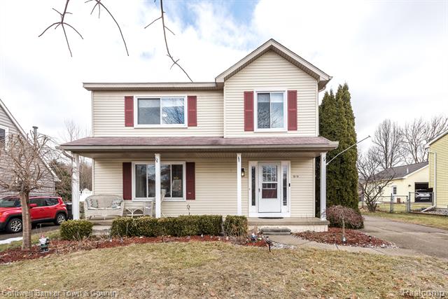 front view picture of 915 Tanager Trail, Howell, MI. 48843