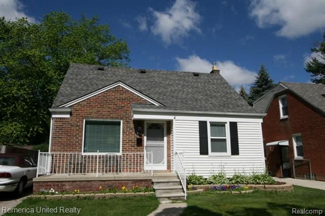 front view picture of 3207 N Altadena Ave, Royal Oak, MI. 48073