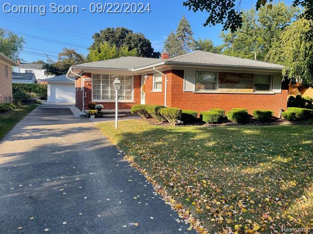 front view picture of 4026 Highfield Rd, Royal Oak, MI. 48073