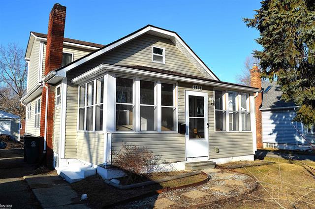 front view picture of 1019 E Windemere Ave, Royal Oak, MI. 48073