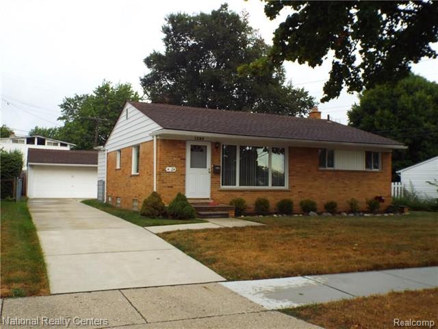 front view picture of 1289 Wright Dr, Clawson, MI. 48017