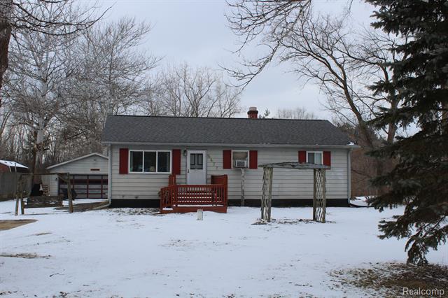 front view picture of 5477 Bangor Avenue, Flushing, MI. 48433