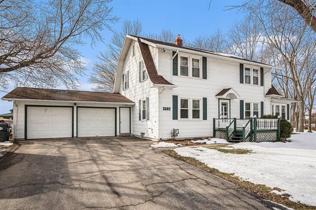 front view picture of 3502 Niles Road, Saint Joseph, MI. 49085