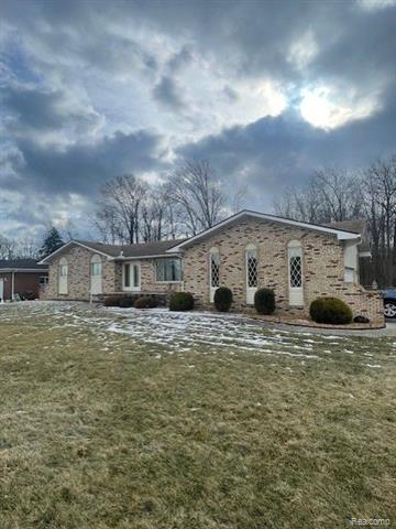 front view picture of 2822 Newport Road, Newport, MI. 48166