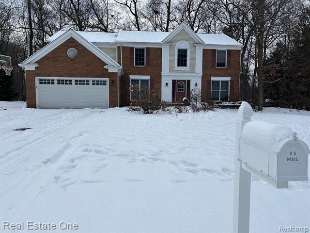 front view picture of 3350 Park Forest Dr, West Bloomfield, MI. 48324