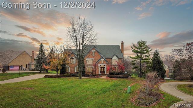 front view picture of 5803 Wellwood Dr, Rochester, MI. 48306