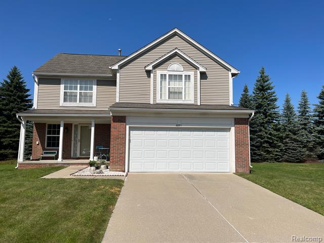 front view picture of 38311 Brook Dr, Sterling Heights, MI. 48312