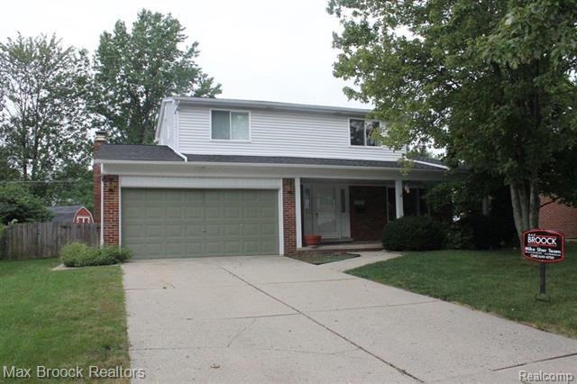 front view picture of 33815 Orban Dr, Sterling Heights, MI. 48310