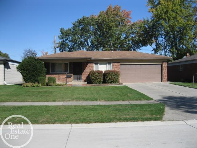 front view picture of 4965 Sanford Dr, Sterling Heights, MI. 48310