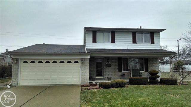 front view picture of 11557 Forrer Dr, Sterling Heights, MI. 48312