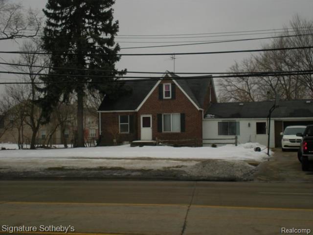 front view picture of 14760 15 Mile Rd, Sterling Heights, MI. 48312