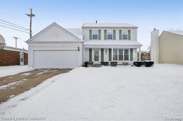 front view picture of 8980 Brougham Dr, Sterling Heights, MI. 48312