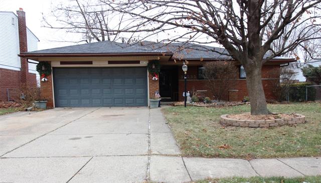 front view picture of 36535 Rowe Dr, Sterling Heights, MI. 48312